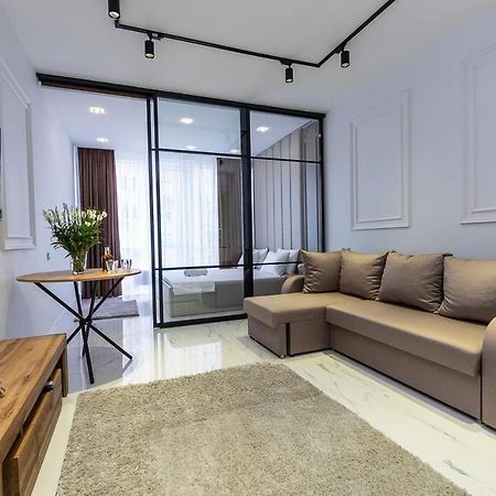 Fashionable Apartments. Smartplaza Metro Minskaya. Obolon Κίεβο Εξωτερικό φωτογραφία