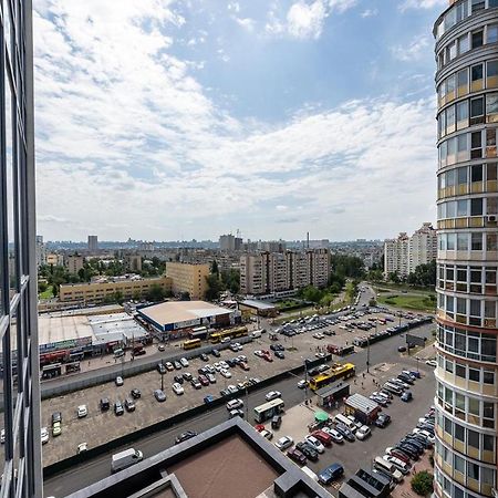Fashionable Apartments. Smartplaza Metro Minskaya. Obolon Κίεβο Εξωτερικό φωτογραφία