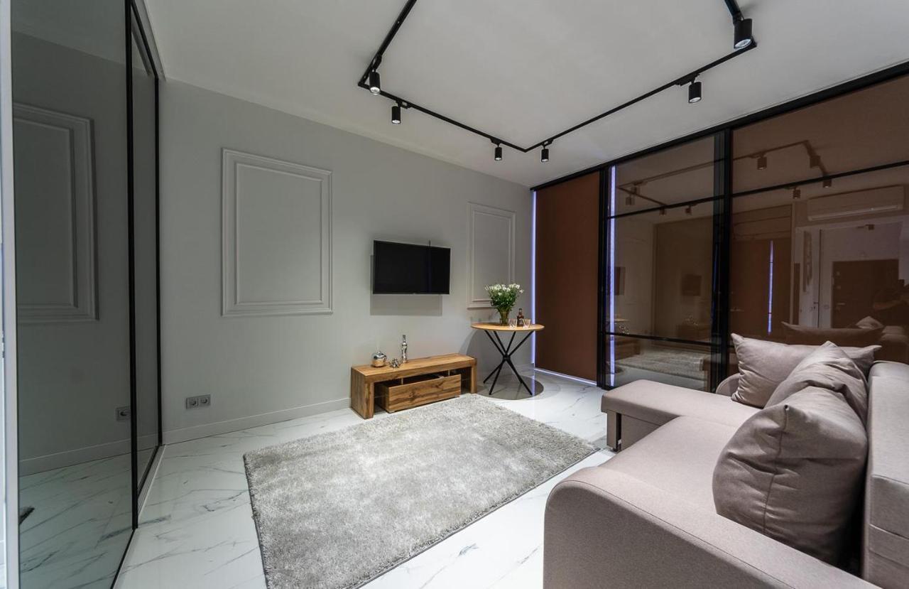Fashionable Apartments. Smartplaza Metro Minskaya. Obolon Κίεβο Εξωτερικό φωτογραφία
