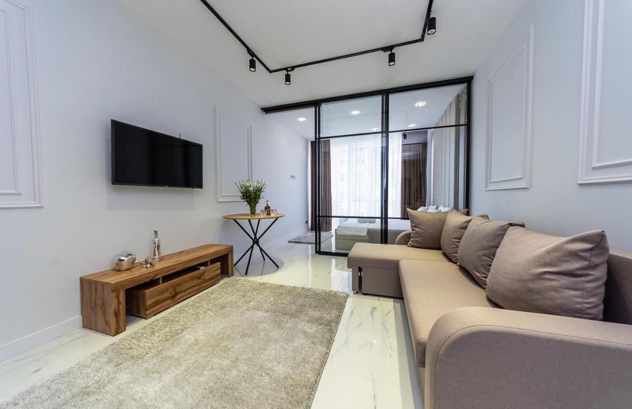 Fashionable Apartments. Smartplaza Metro Minskaya. Obolon Κίεβο Εξωτερικό φωτογραφία