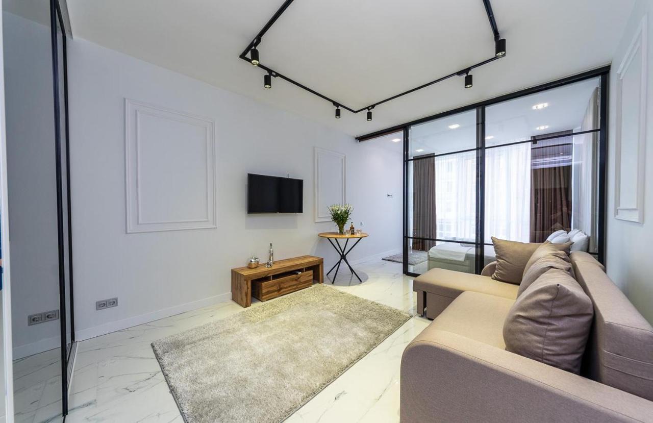 Fashionable Apartments. Smartplaza Metro Minskaya. Obolon Κίεβο Εξωτερικό φωτογραφία