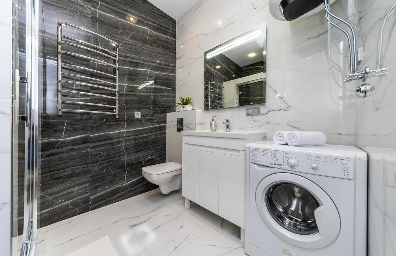 Fashionable Apartments. Smartplaza Metro Minskaya. Obolon Κίεβο Εξωτερικό φωτογραφία