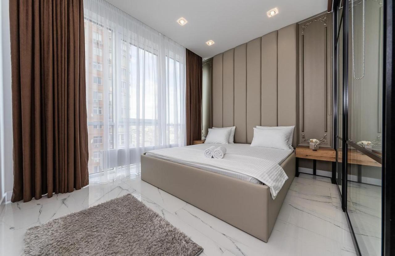 Fashionable Apartments. Smartplaza Metro Minskaya. Obolon Κίεβο Εξωτερικό φωτογραφία