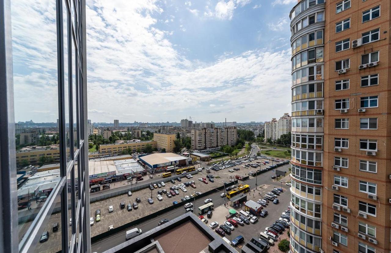Fashionable Apartments. Smartplaza Metro Minskaya. Obolon Κίεβο Εξωτερικό φωτογραφία