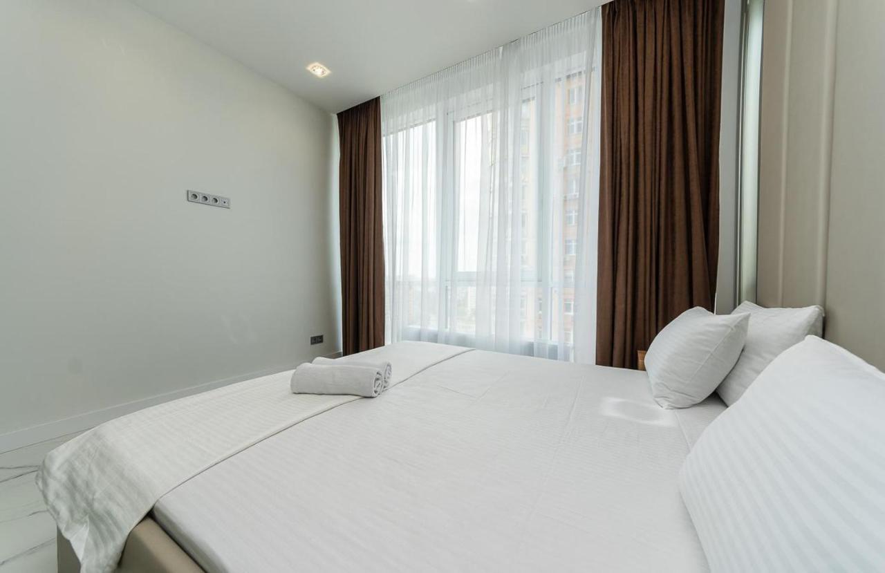 Fashionable Apartments. Smartplaza Metro Minskaya. Obolon Κίεβο Εξωτερικό φωτογραφία