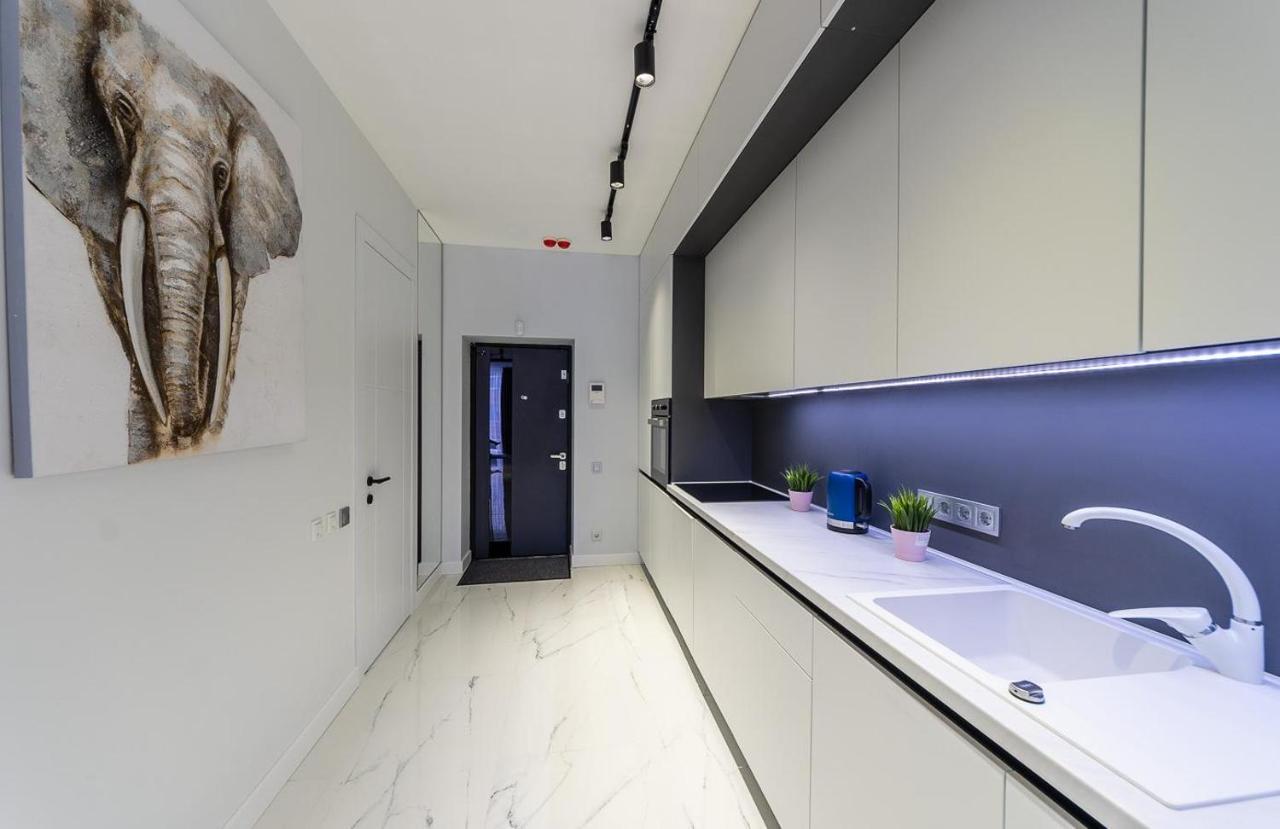 Fashionable Apartments. Smartplaza Metro Minskaya. Obolon Κίεβο Εξωτερικό φωτογραφία