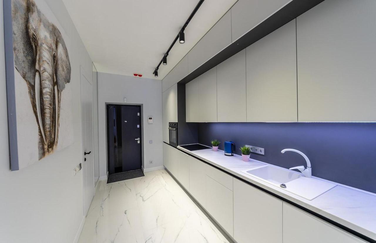 Fashionable Apartments. Smartplaza Metro Minskaya. Obolon Κίεβο Εξωτερικό φωτογραφία